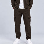 Essential Cargo Pants Dark Coffee - voorkant studio