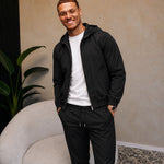 Core Tech Tracksuit Black - lifestyle staand
