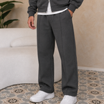 Deluxe Jogger Dark Grey, gedragen