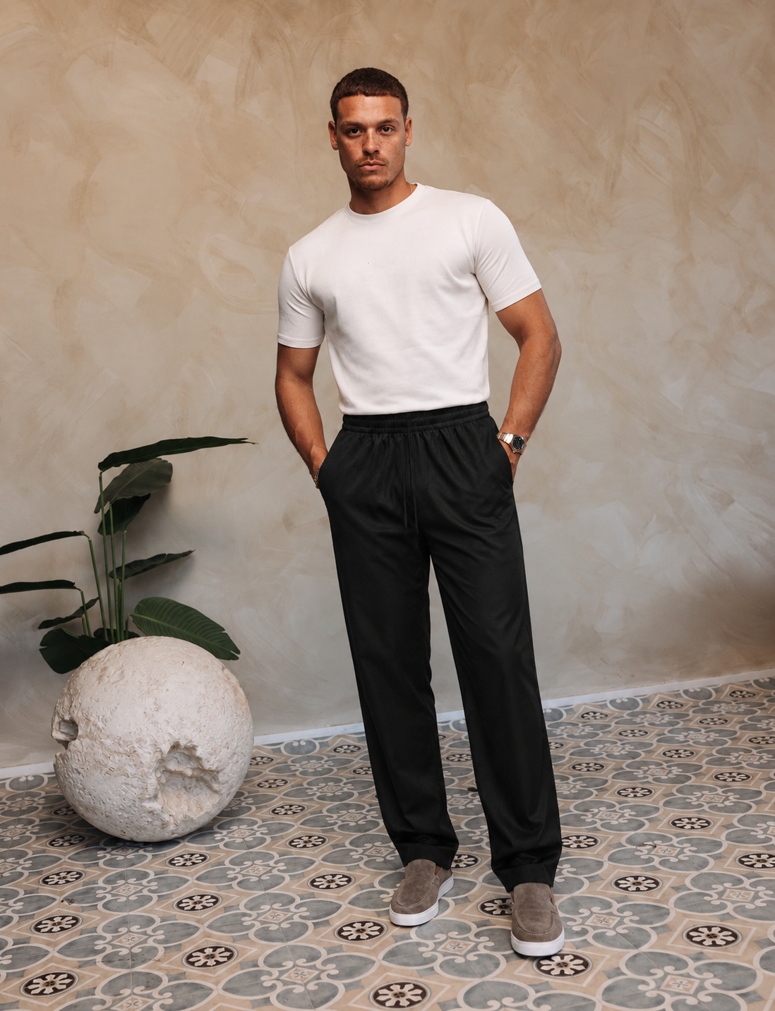 EASE PANTS | BLACK — lifestylefoto