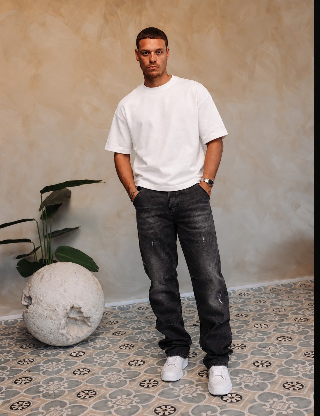 Bullet Black Baggy Jeans met wit RK Blank shirt