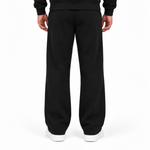 Essential Jogger Black, achteraanzicht