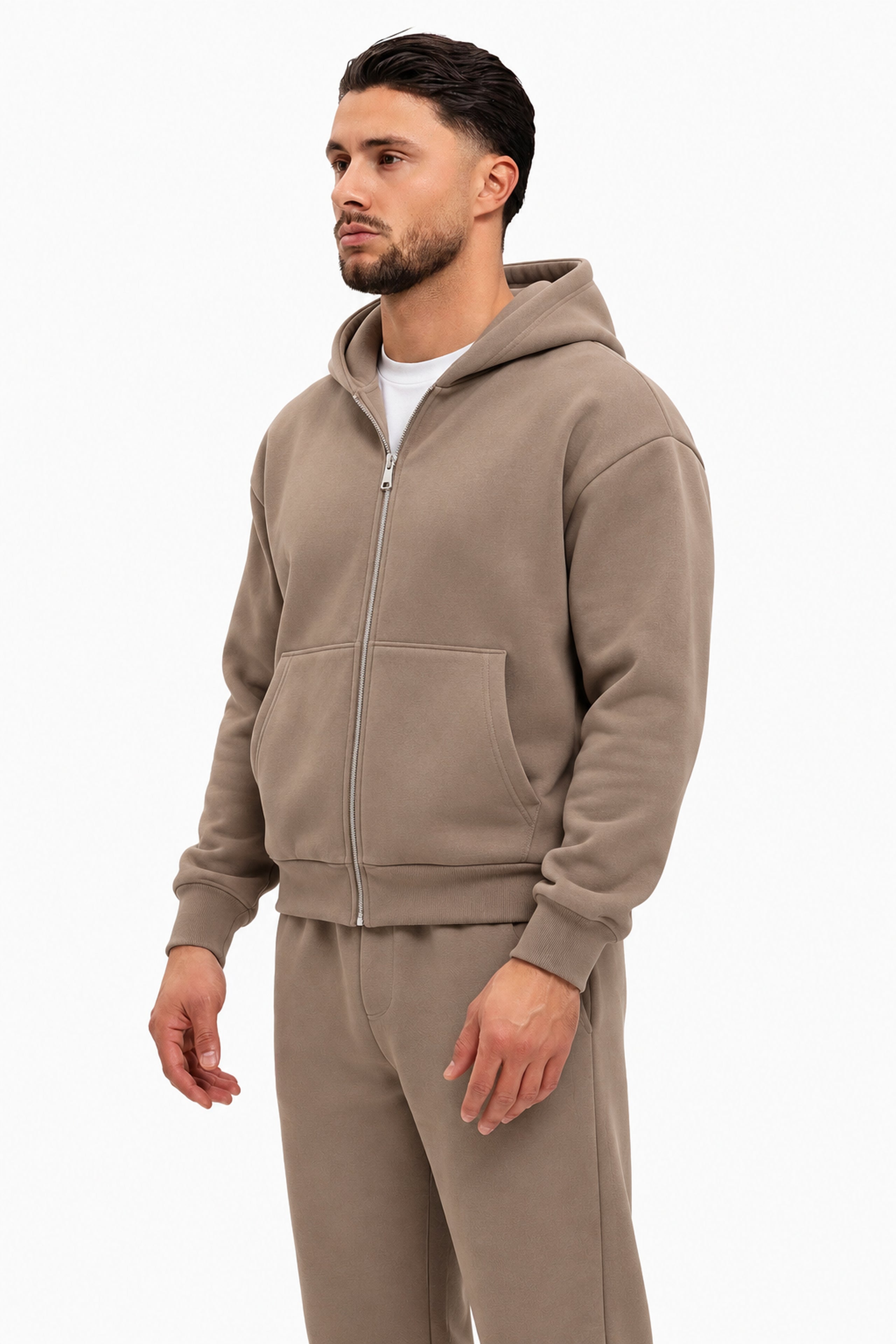 essential taupe - studio zijkant