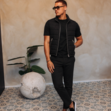 BASE BODYWARMER BLACK met passend Gloss-shirt en zwarte broek – lifestyle 2