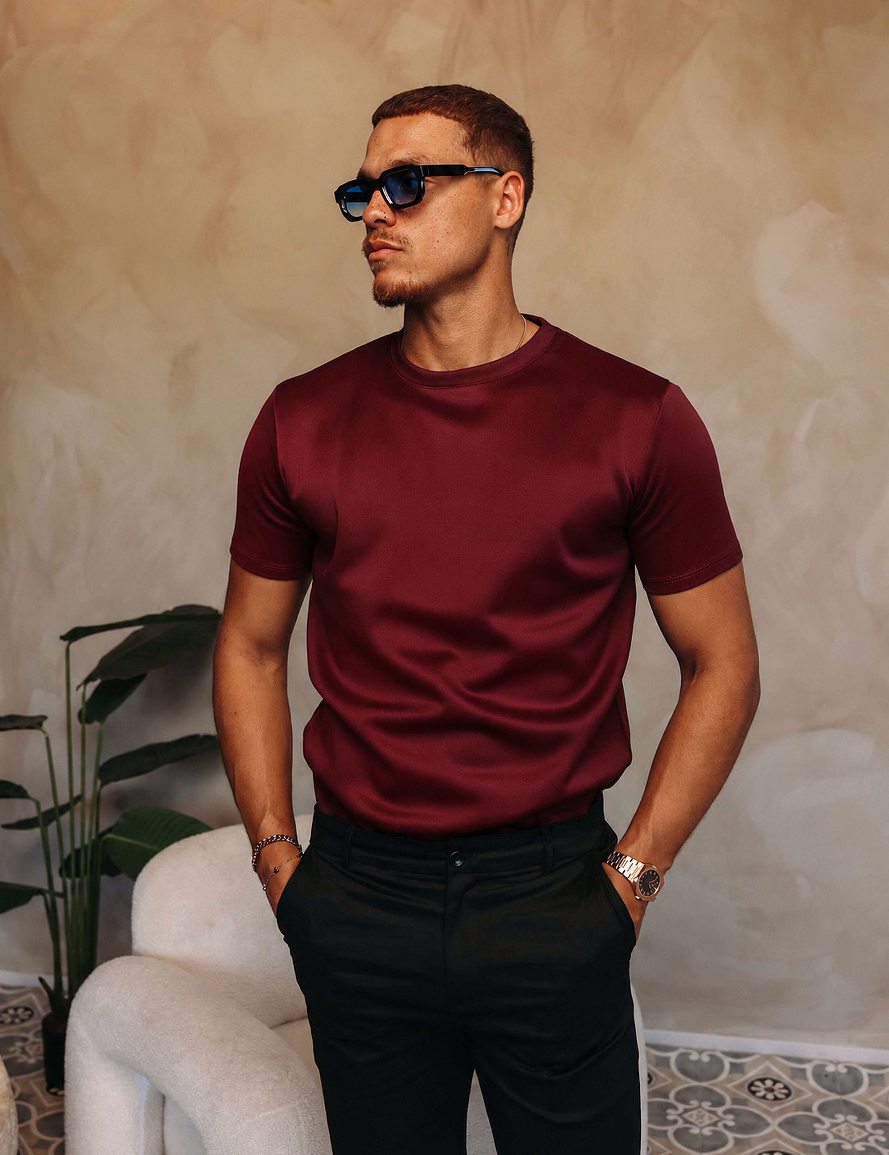 Gloss Essential Shirt Burgundy - op model