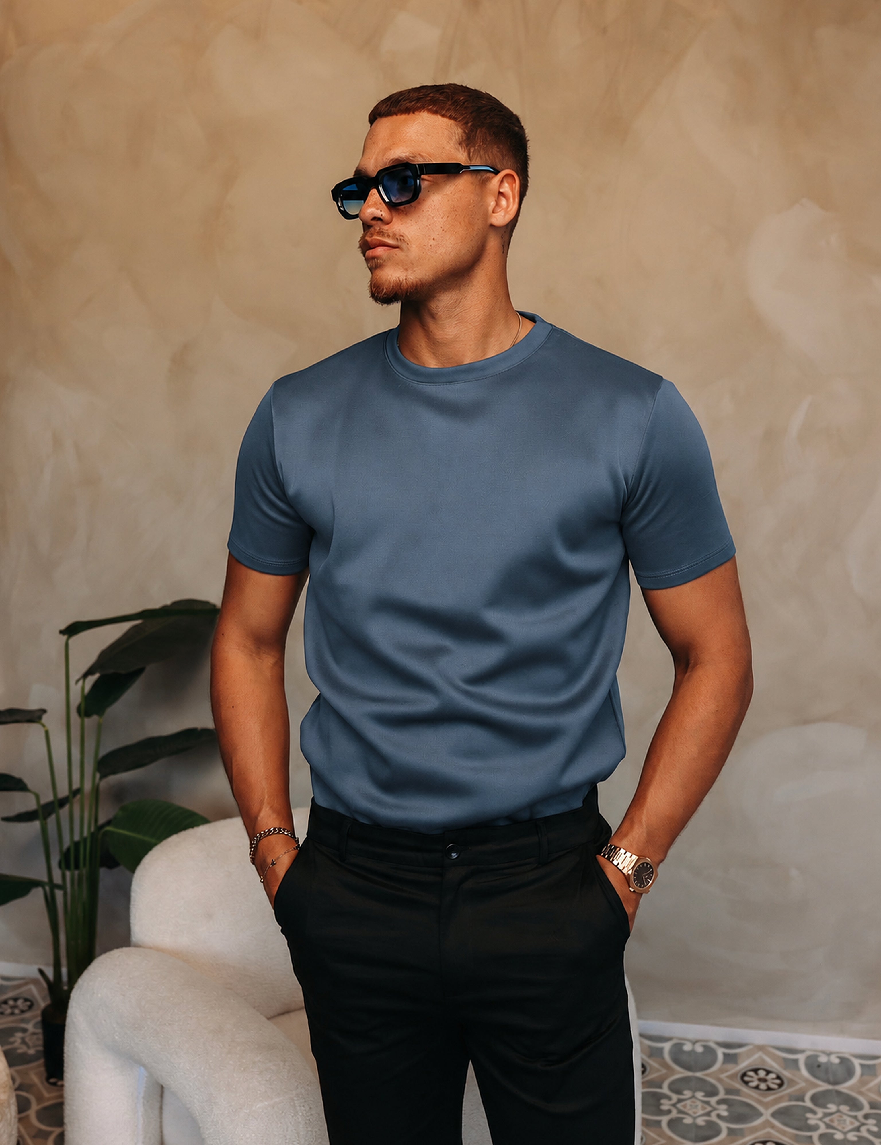 Gloss Essential Shirt Steel Blue - op model