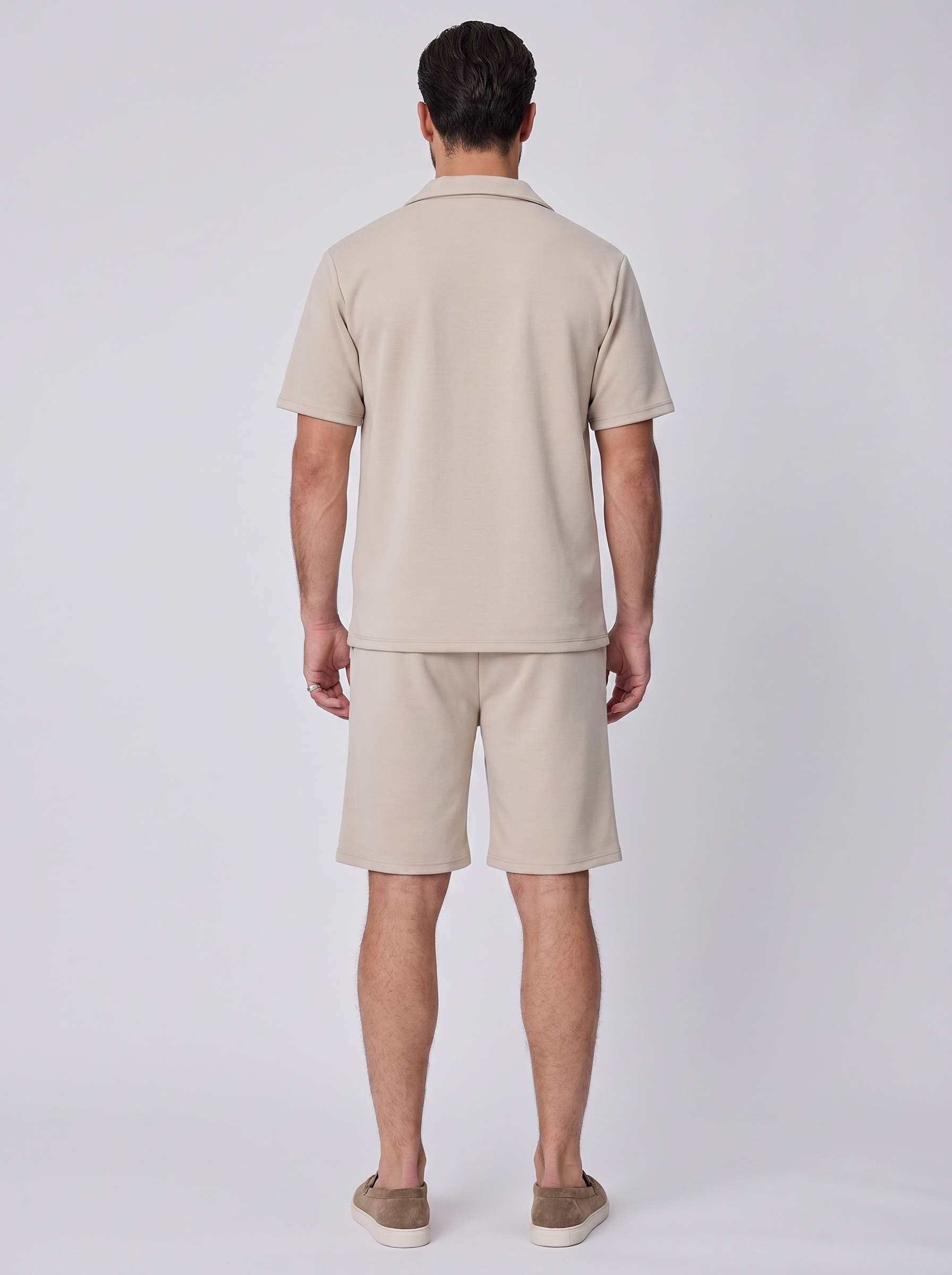 Madrid Set Beige - model achter