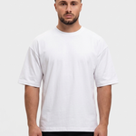 Oversized Cotton T-Shirt White — voorkant, Calvin (1,83 m) draagt maat S