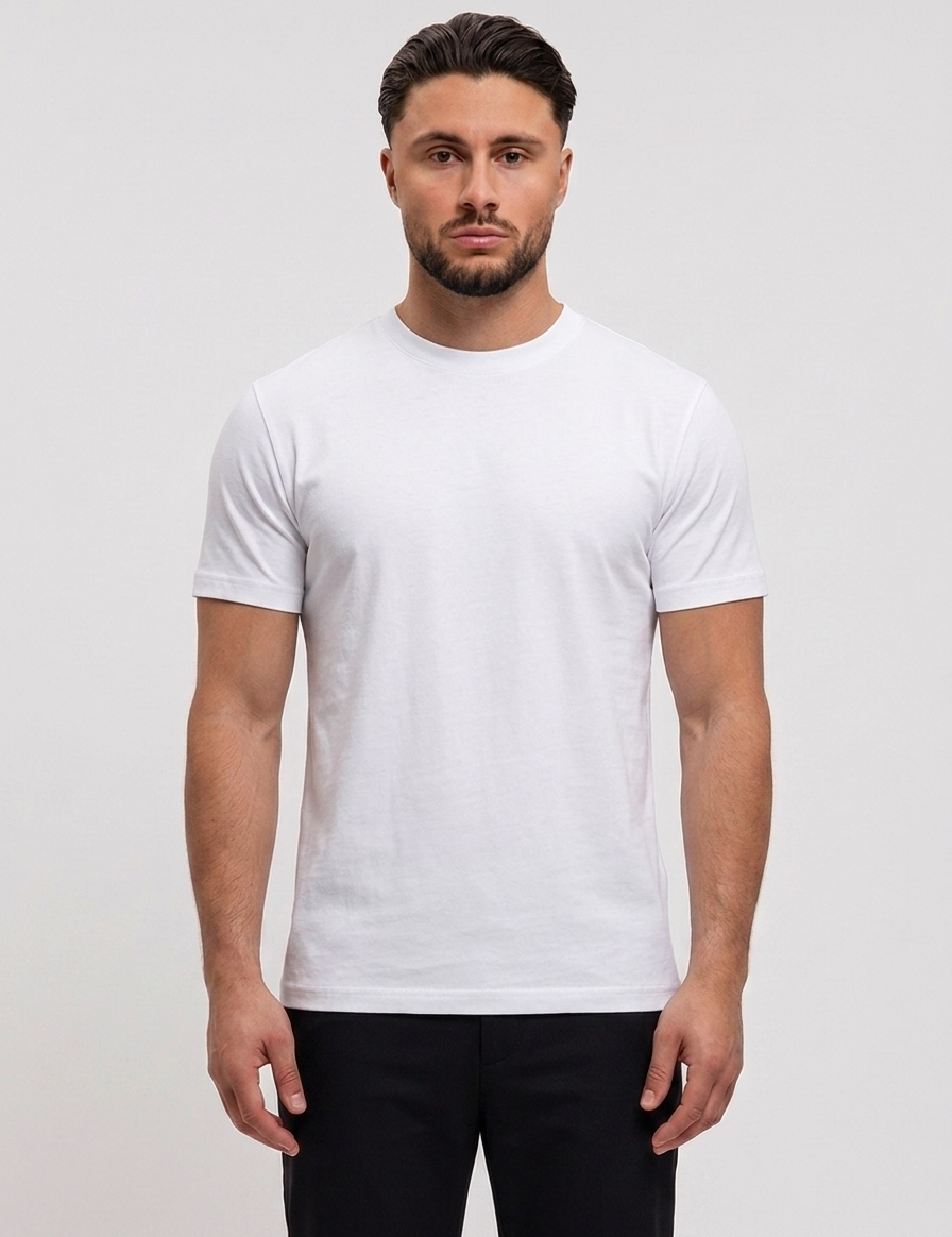 RK Blank Tee White Slimfit - voorkant studio