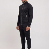 Mayor Tracksuit Black - zijkant studio