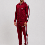 Hollywood Red Tracksuit - zijkant studio