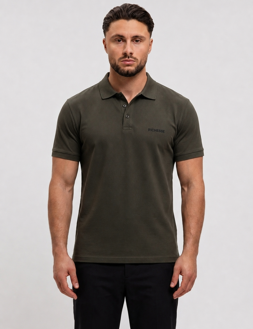Crew Polo Olive - voorkant studio