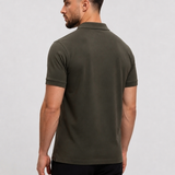 Crew Polo Olive - achterkant studio