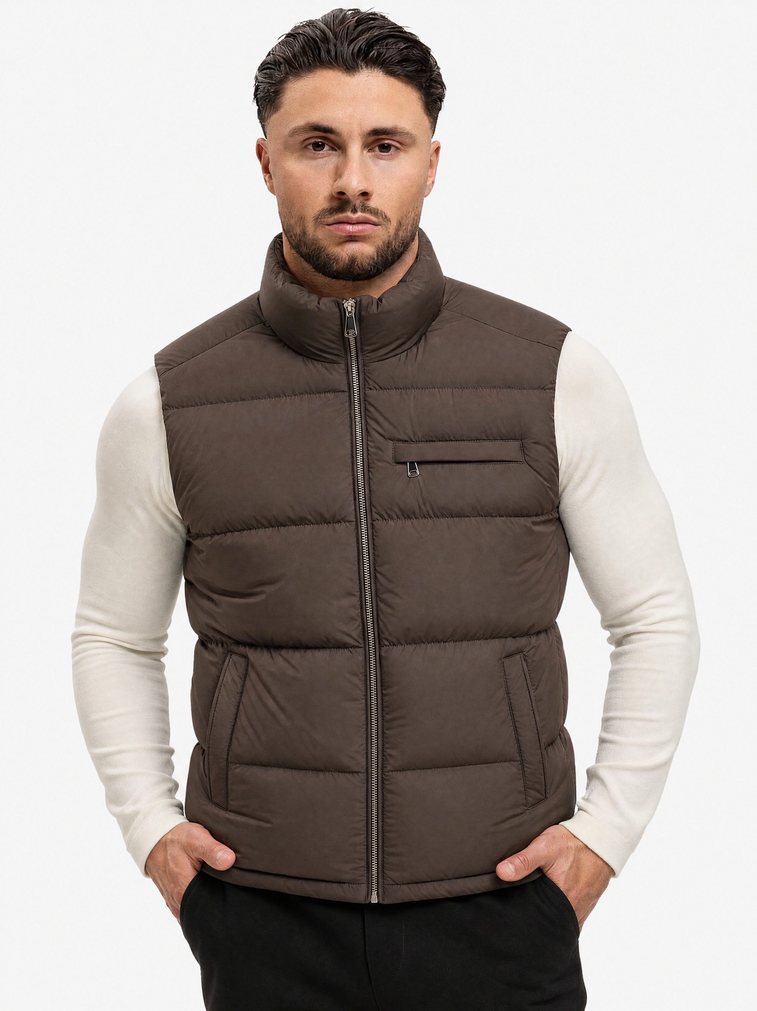 Torino Down Bodywarmer Brown - handen in zak