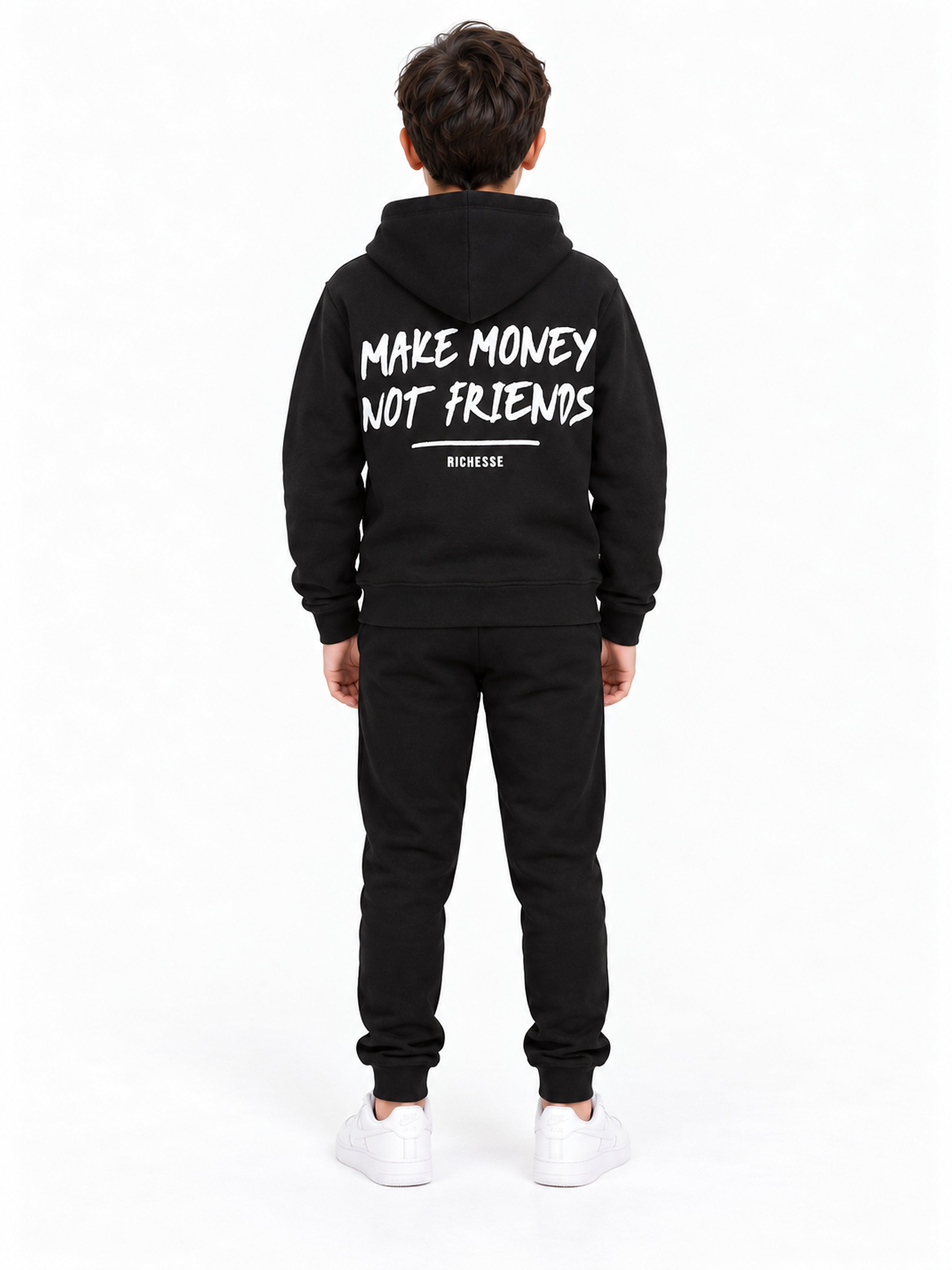 Richesse Infantry Hoodie JR Black - achterkant op model