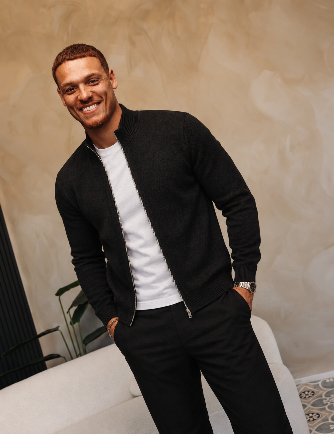 KNIT ZIP CARDIGAN | BLACK — lifestylefoto