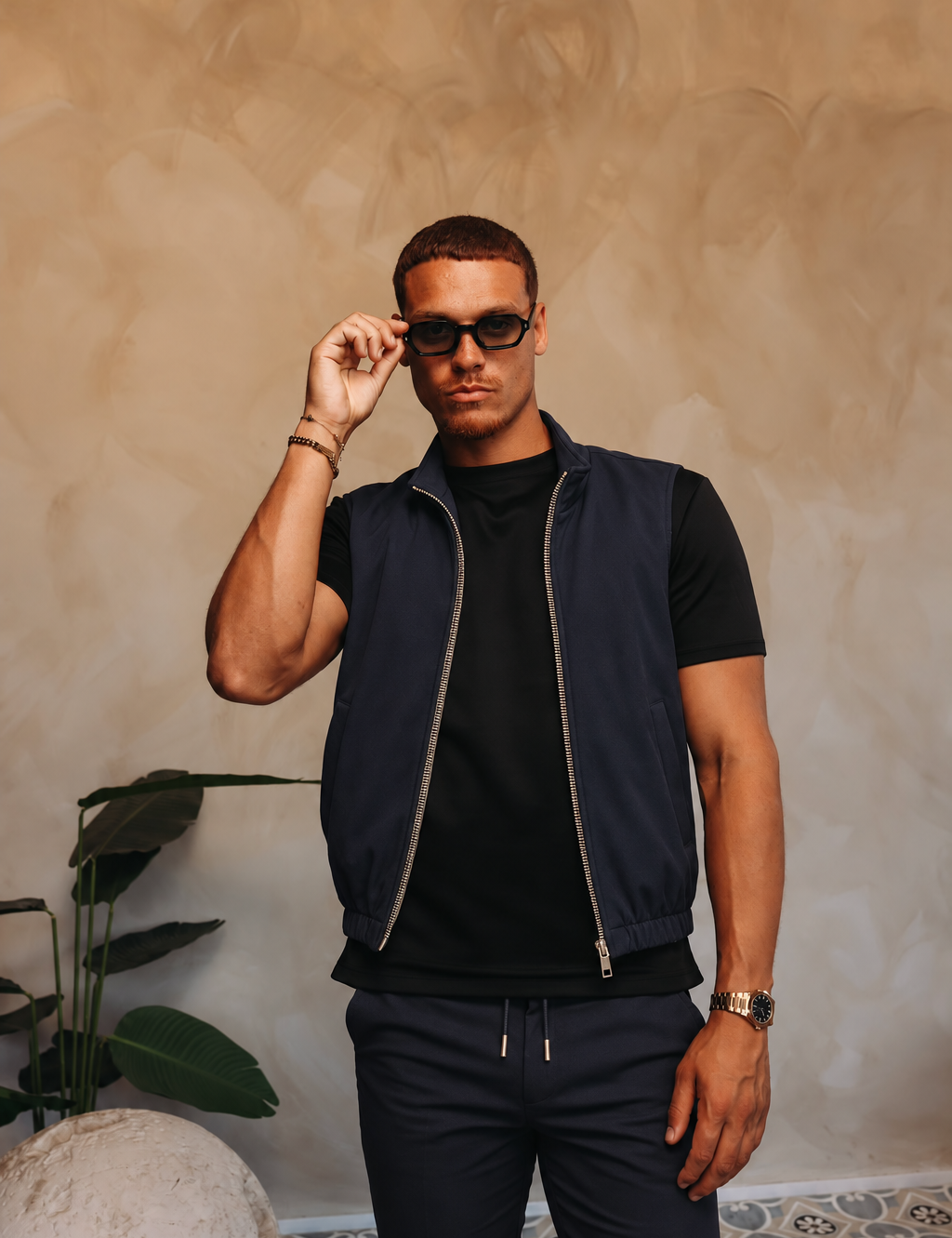 MONZA BODYWARMER | NAVY – lifestyle, complete set met bijpassende marineblauwe MONZA pants