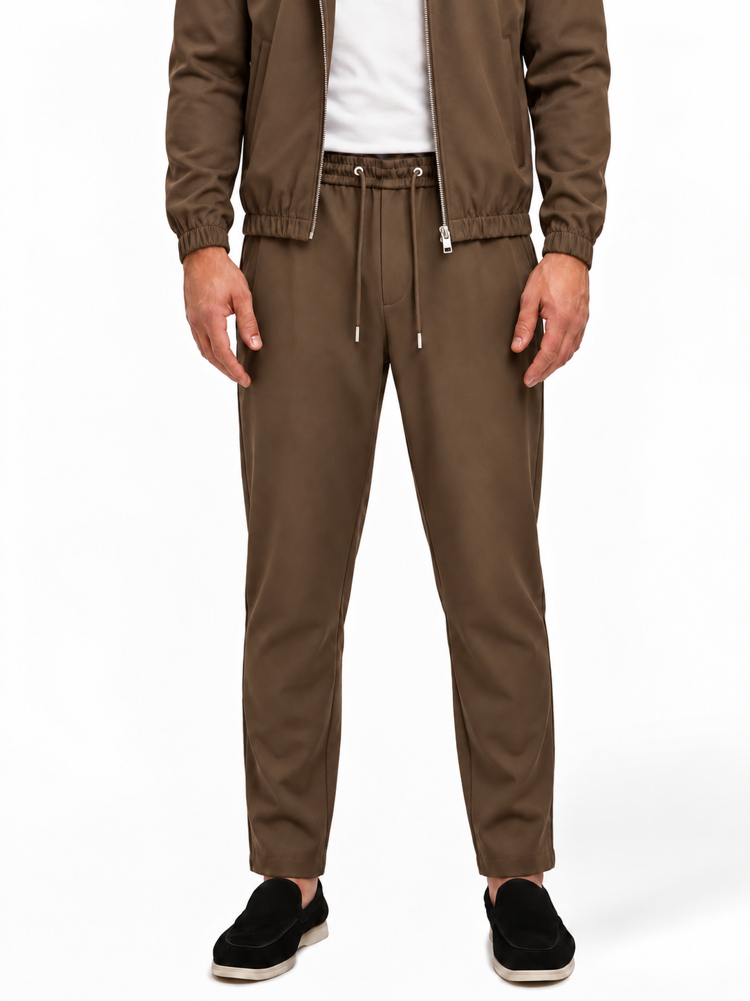 MONZA pants bruin – voorkant, complete set met bijpassende jacket (studio)