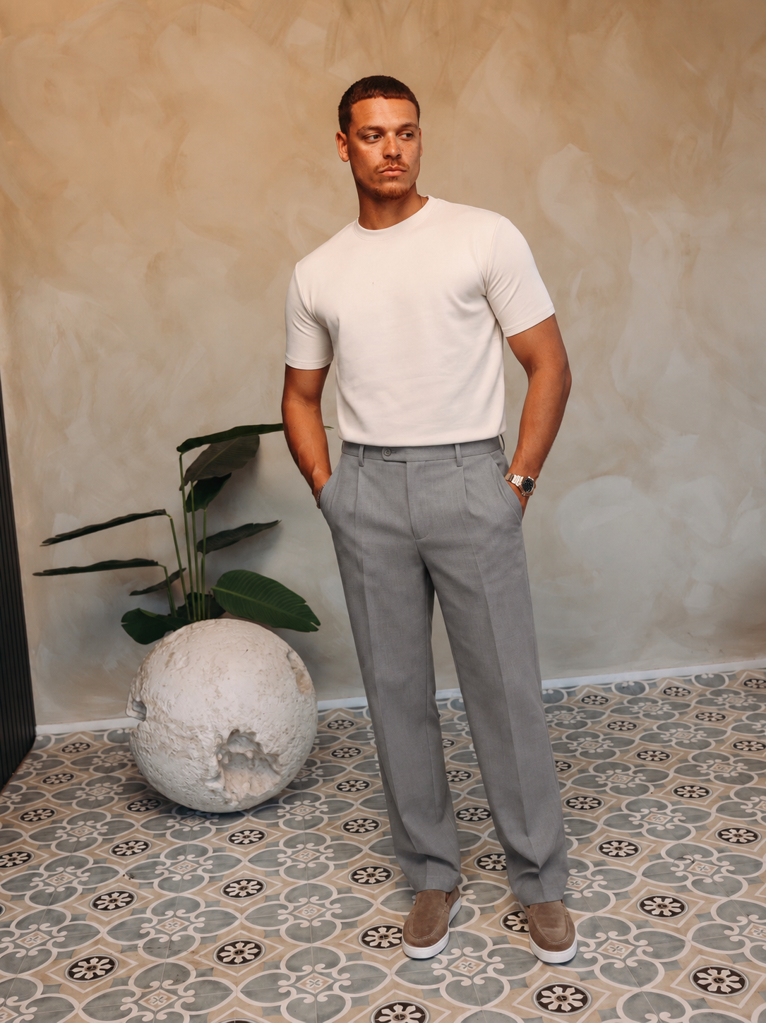 ROMEO STRAIGHT PANTS | GREY — lifestylefoto