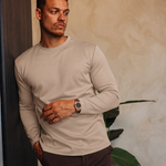 SHINY ESSENTIAL LONGSLEEVE BEIGE — lifestylefoto